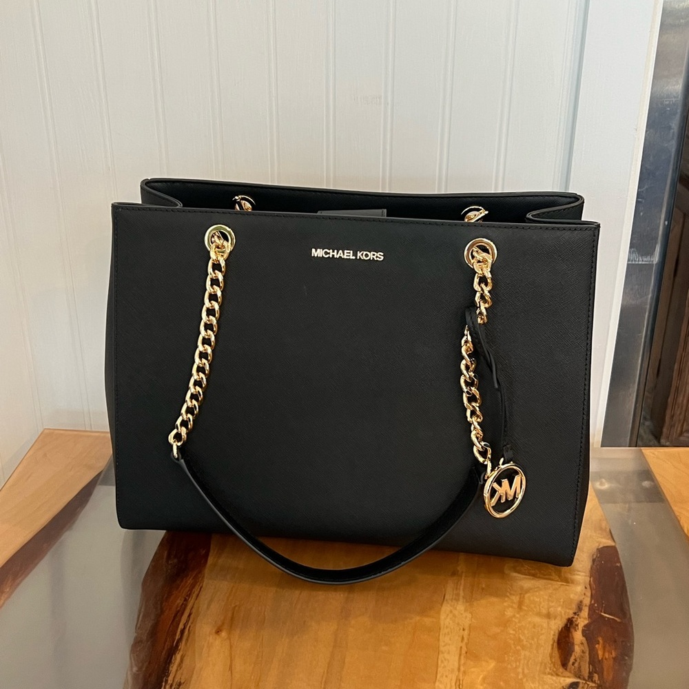 Michael Kors Tote